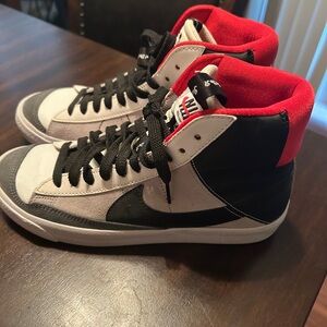 Nike Men's Sneakers - Black, White, Red